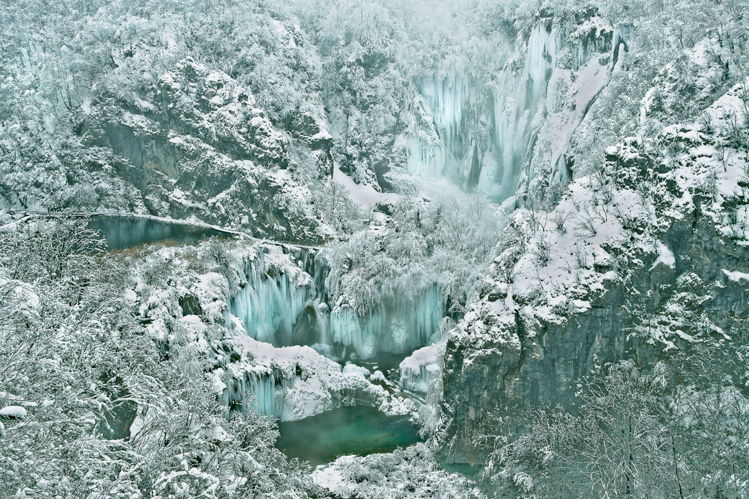 Winter at Plitvice Lakes Nacionalni park Winter at Plitvice Lakes Nacionalni park